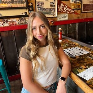 Meet your Posher, Mackenzie